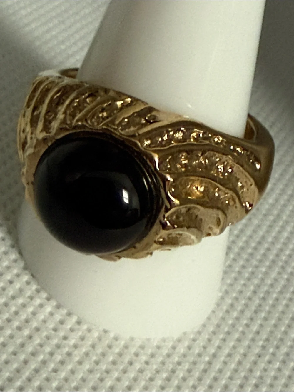 Vintage Big Gold Tone Ring with Black Cabochon size 11.5